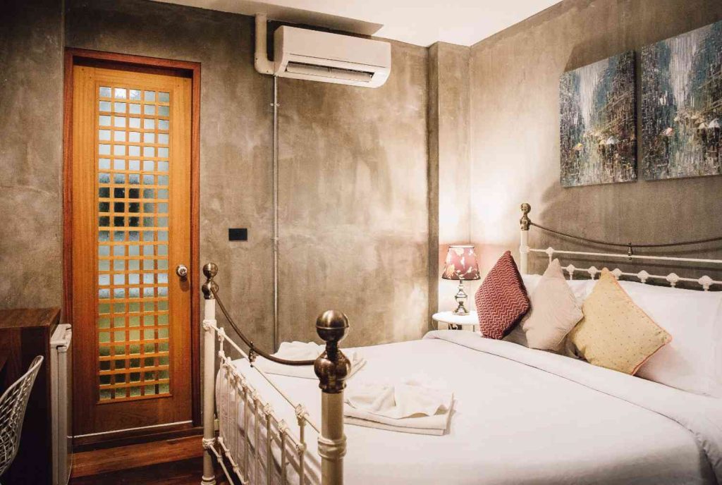 Bedrooms and Bathrooms: Personal Retreats
