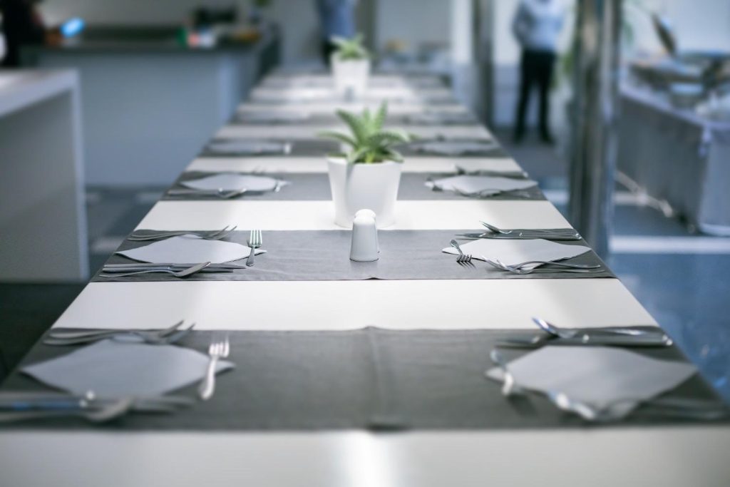 What Is Restaurant Table Spacing?